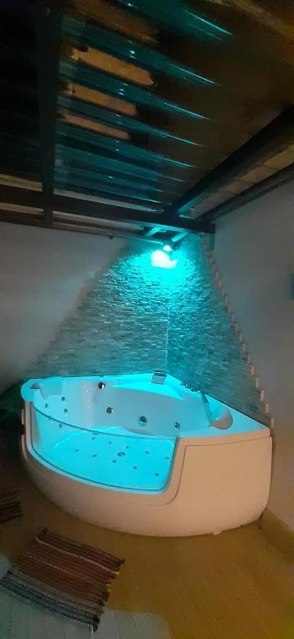 Casas Toya Jacuzzi Apartment Uceda Luaran gambar
